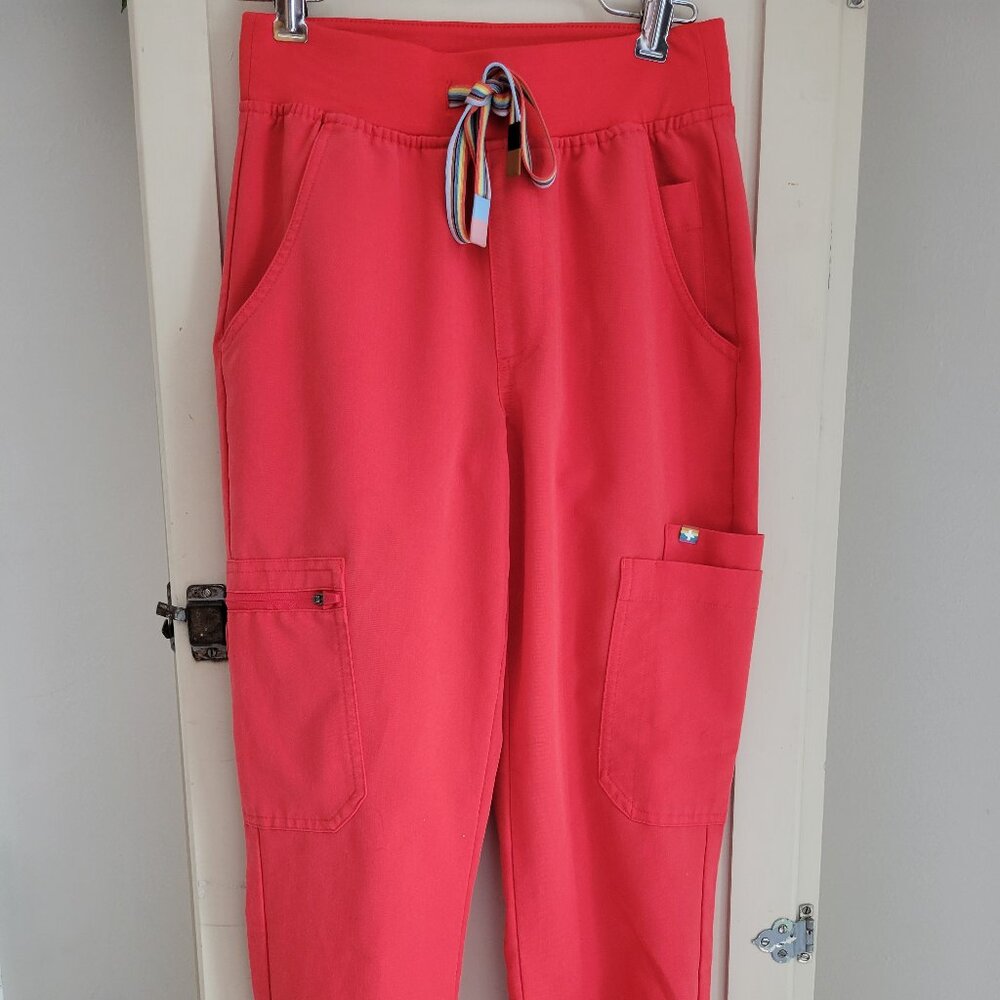 Women FIGS joggers